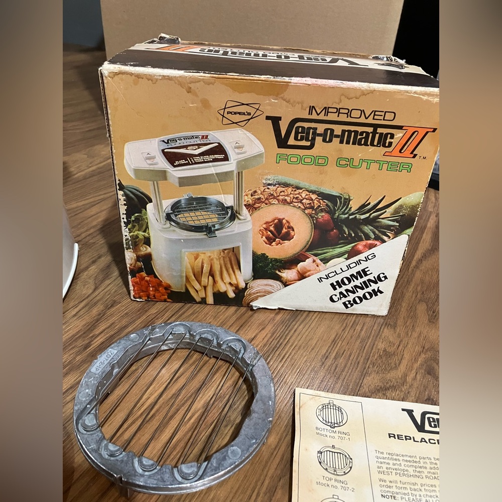 Vintage Veg o Matic food cutter. - Picture 5 of 11